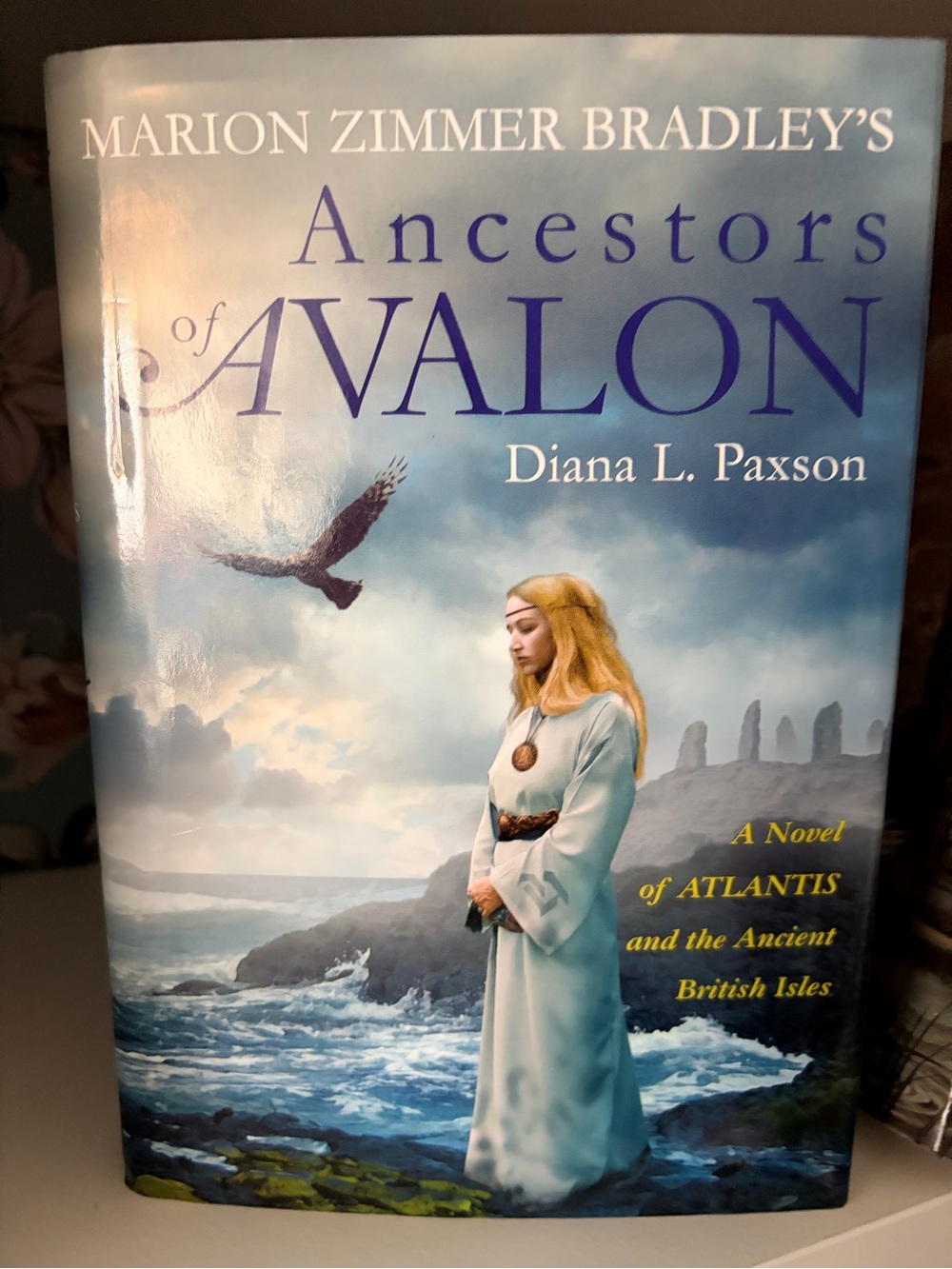 Ancestors of Avalon Diana L Paxson 2004 Hardcover Dust Jacket Arthurian Fantasy